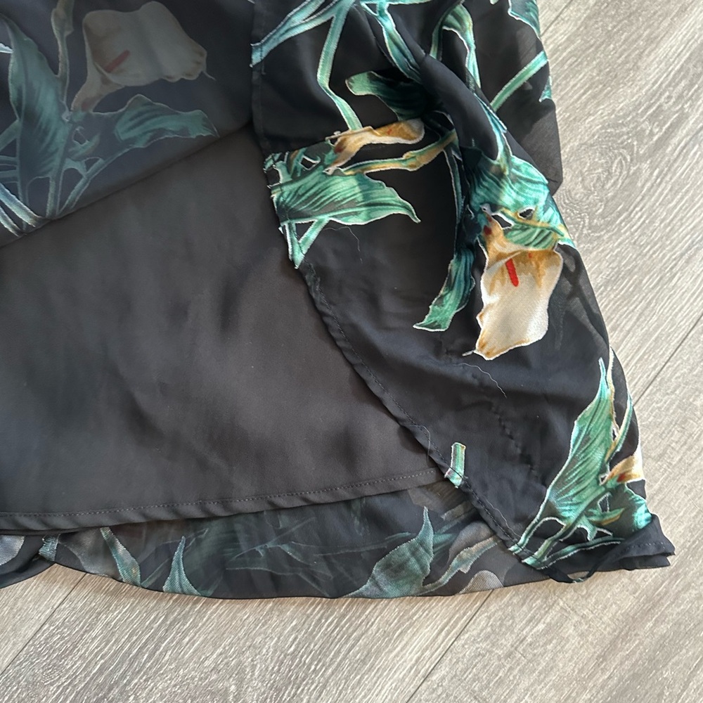 Adelyn Rae Floral Dress - Picture 5 of 6